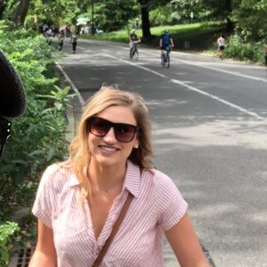 Meet your Posher, Natalie